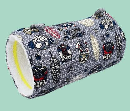CozyClutch Winter Snuggle Hut